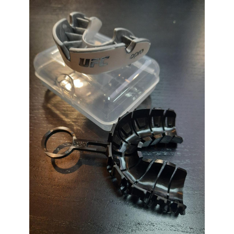 Кепка OPRO Silver UFC для взрослых (11+) Белый/Серебро (ufc.102514003)