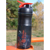 Шейкер спортивний (пляшка) BlenderBottle SportMixer Flip 28oz/820ml Black/Red Шейкер спортивний (пляшка) BlenderBottle SportMixer Flip 28oz/820ml Black/Red