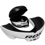 Капа RDX 3w, Взрослая (возраст 12+) White/Black, Посадка: Boil & Bite (кипячение + прикус), Двухслойный полимер, Бело-черный