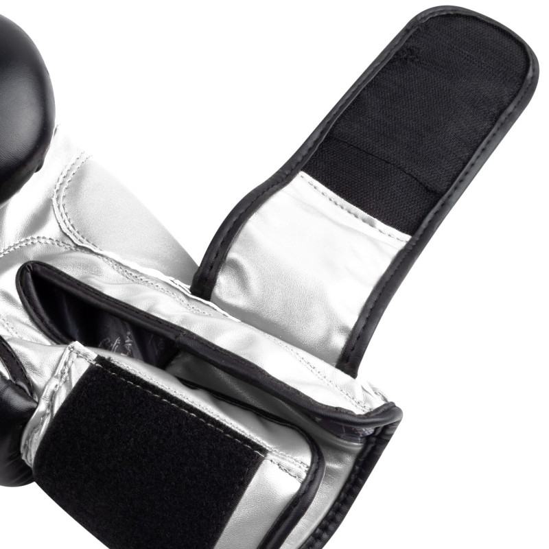 Боксерські рукавиці PowerPlay 3004 Classic Чорно-Білі 10 унцій