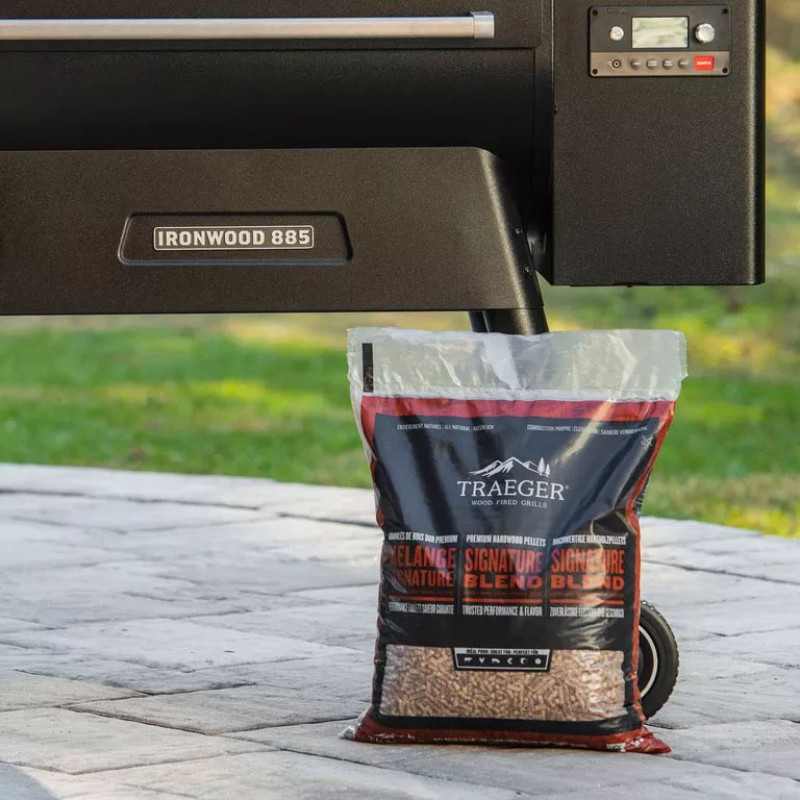 Пелети для гриля фірмова суміш Signature Blend 9кг 20л Traeger PEL346 Код: 009752