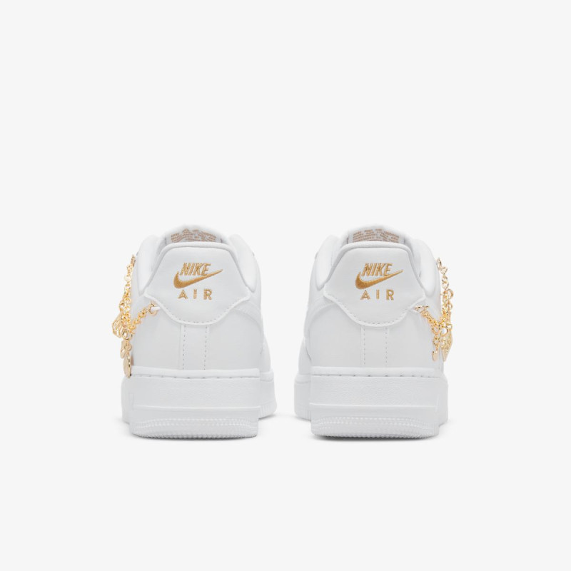 Кросівки унісекс Nike Wmns Air Force 1 07 Lx (DD1525-100)