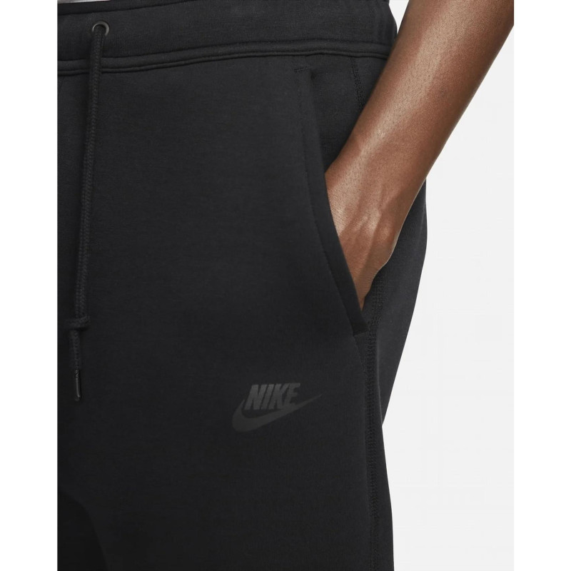 Брюки чоловічі Nike M Nk Tch Flc Jggr (FB8002-010)