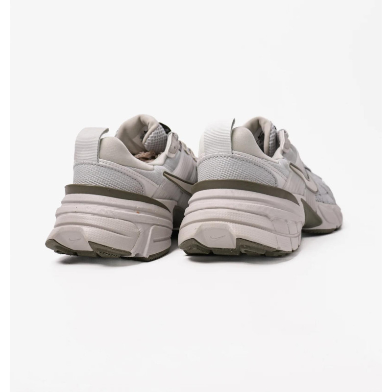 Кросівки жіночі Nike V2k Run (FD0736-006)