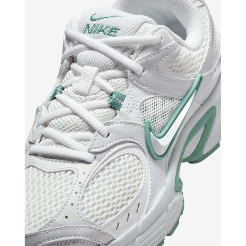 Кросівки жіночі Nike V5 Rnr (HQ7901-106)