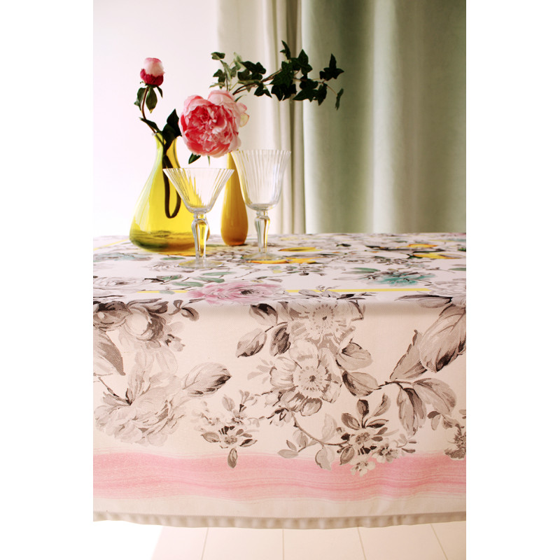Скатертина з водовідштовхуючим покриттям MANTEL MAITE