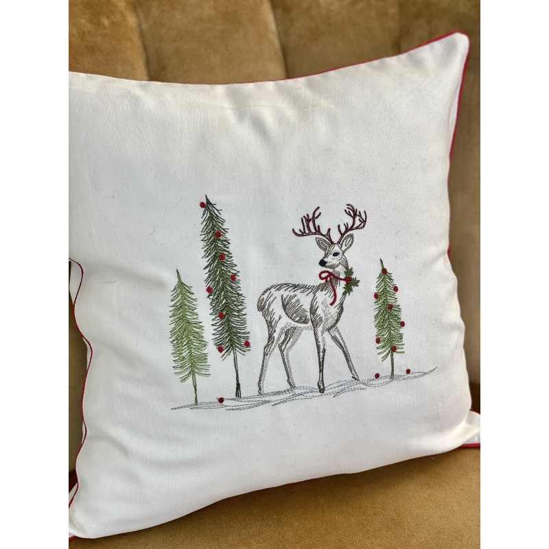 Наволочка одностороння з вишивкою DEER LAND