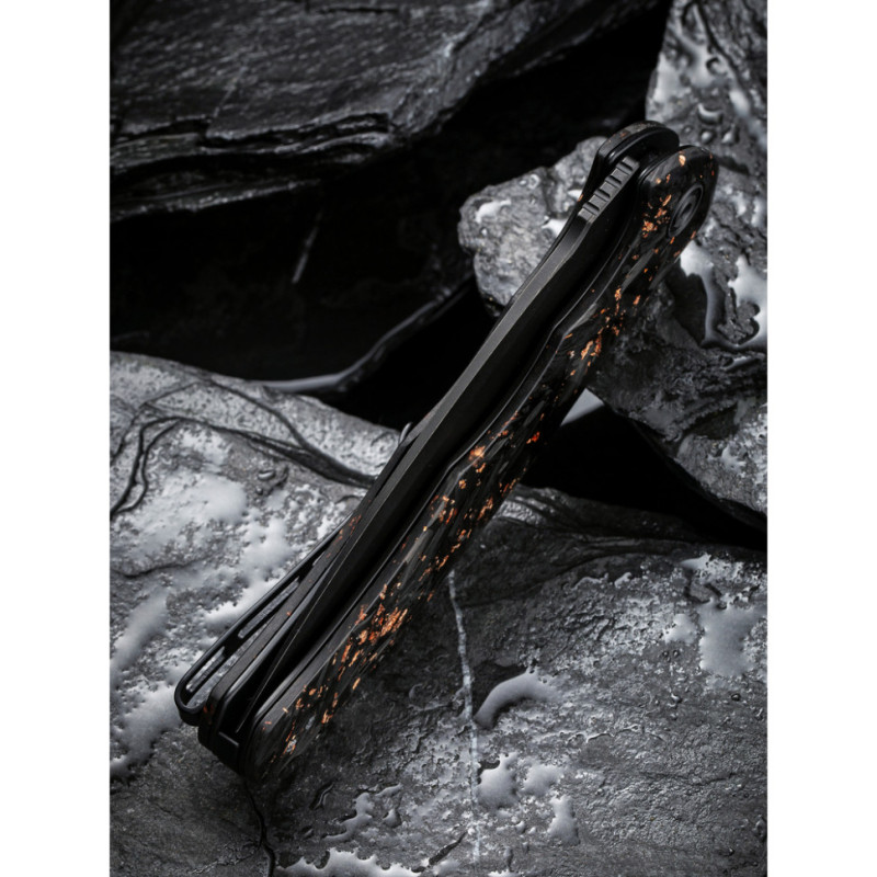 Ніж складаний туристичний Civivi Praxis, (9.5 см) 9Cr18MoV / Carbon Fiber & Resin