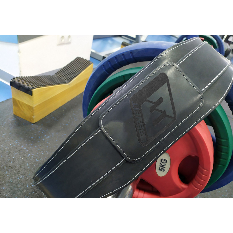 Пояс атлетичний EasyFit Training Belt, шкіра, 2XL (100–130 см), чорний