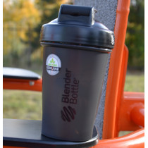 Шейкер спортивний BlenderBottle Original Classic 20oz/590ml Black Шейкер спортивний BlenderBottle Original Classic 20oz/590ml Black
