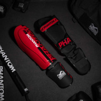 Захист гомілки та стопи Phantom APEX Striking Red L/XL Захист гомілки та стопи Phantom APEX Striking Red L/XL