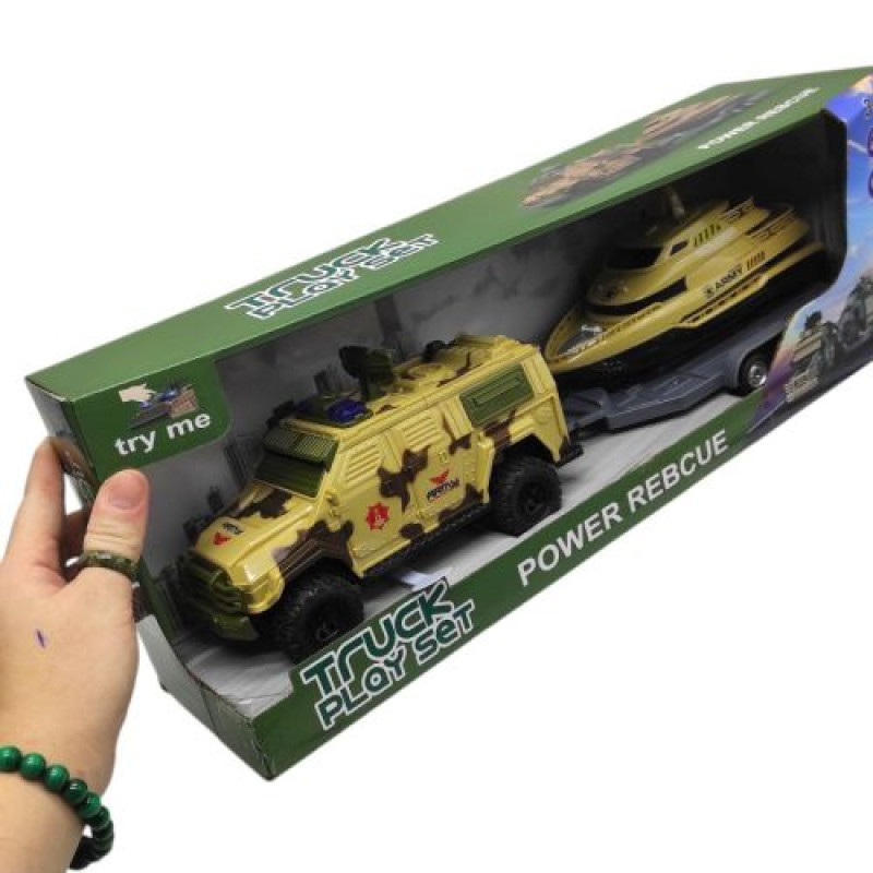 Игровой набор "БТР с КАТЕРОМ НА прицепе" (БЕЖЕВЫЙ) кор. 47х11,5х16,5 см