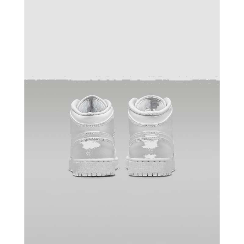 Кросівки жіночі Jordan 1 Mid (Gs) (554725-136)