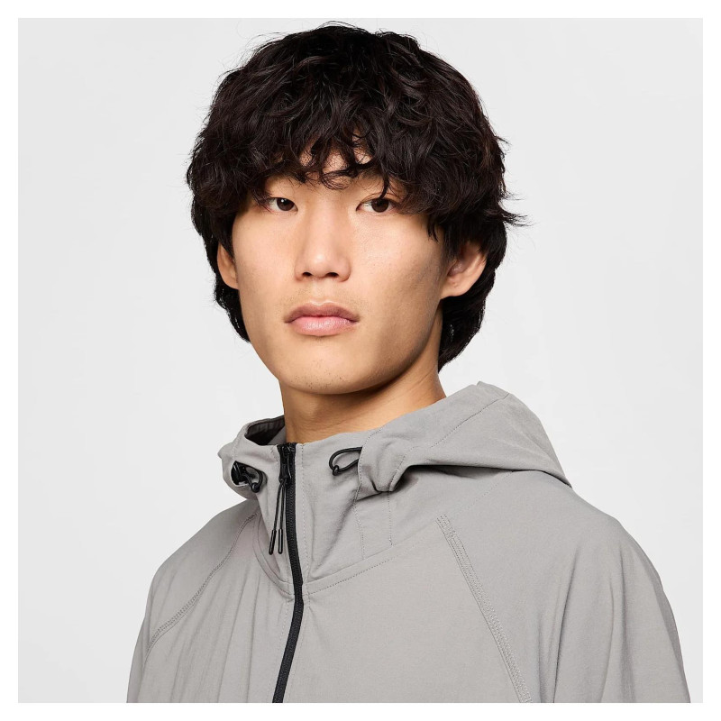 Кофта чоловіча Nike Nike Tech Woven Grey Hm7151-014 (HM7151-014)