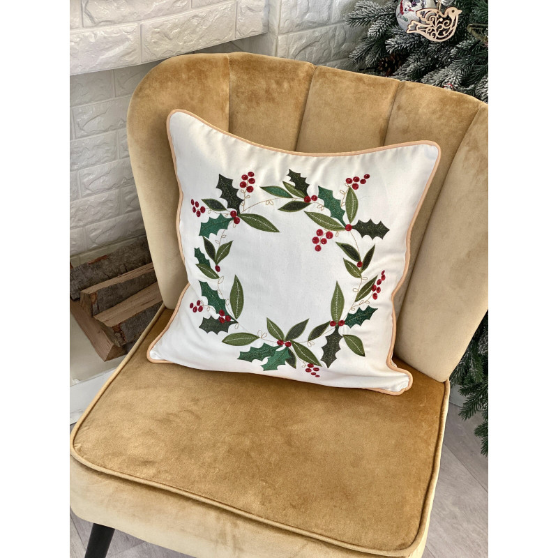 Наволочка одностороння з вишивкою WREATH JOY