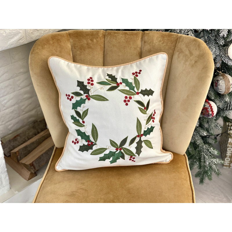 Наволочка одностороння з вишивкою WREATH JOY