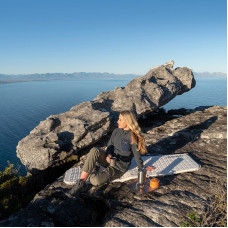 Матрац туристичний надувний одномісний Naturehike CNK2300DZ013, 185x55x3.5 см, світло-сірий, прямокутний