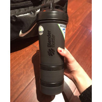 Шейкер спортивний BlenderBottle ProStak 22oz/650ml з 2-ма контейнерами Black Шейкер спортивний BlenderBottle ProStak 22oz/650ml з 2-ма контейнерами Black