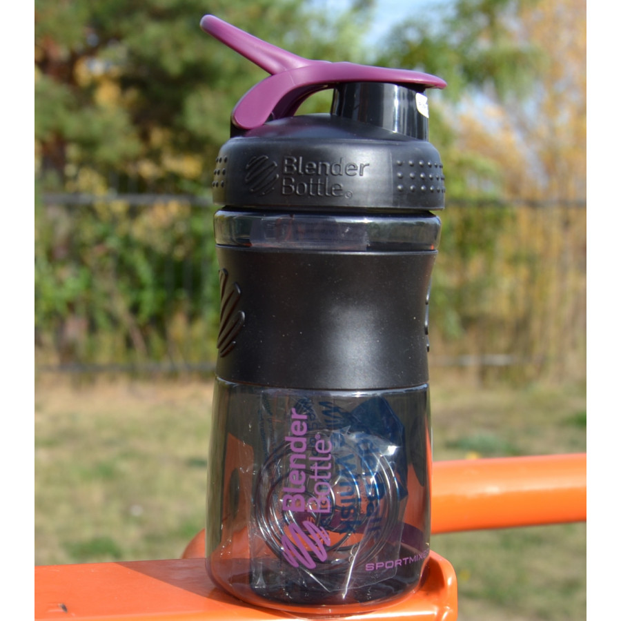 Шейкер спортивний (пляшка) BlenderBottle SportMixer Flip 20oz/590ml Black/Plum