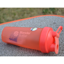 Шейкер спортивний BlenderBottle Classic Loop 28oz/820ml Coral Шейкер спортивний BlenderBottle Classic Loop 28oz/820ml Coral