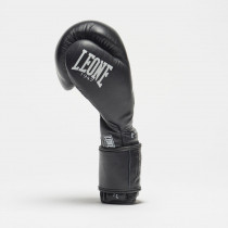 Боксерські рукавиці Leone GN111 THE GREATEST Black 12 унцій (бинти 4 м. в комплекті) Боксерські рукавиці Leone GN111 THE GREATEST Black 12 унцій (бинти 4 м. в комплекті)