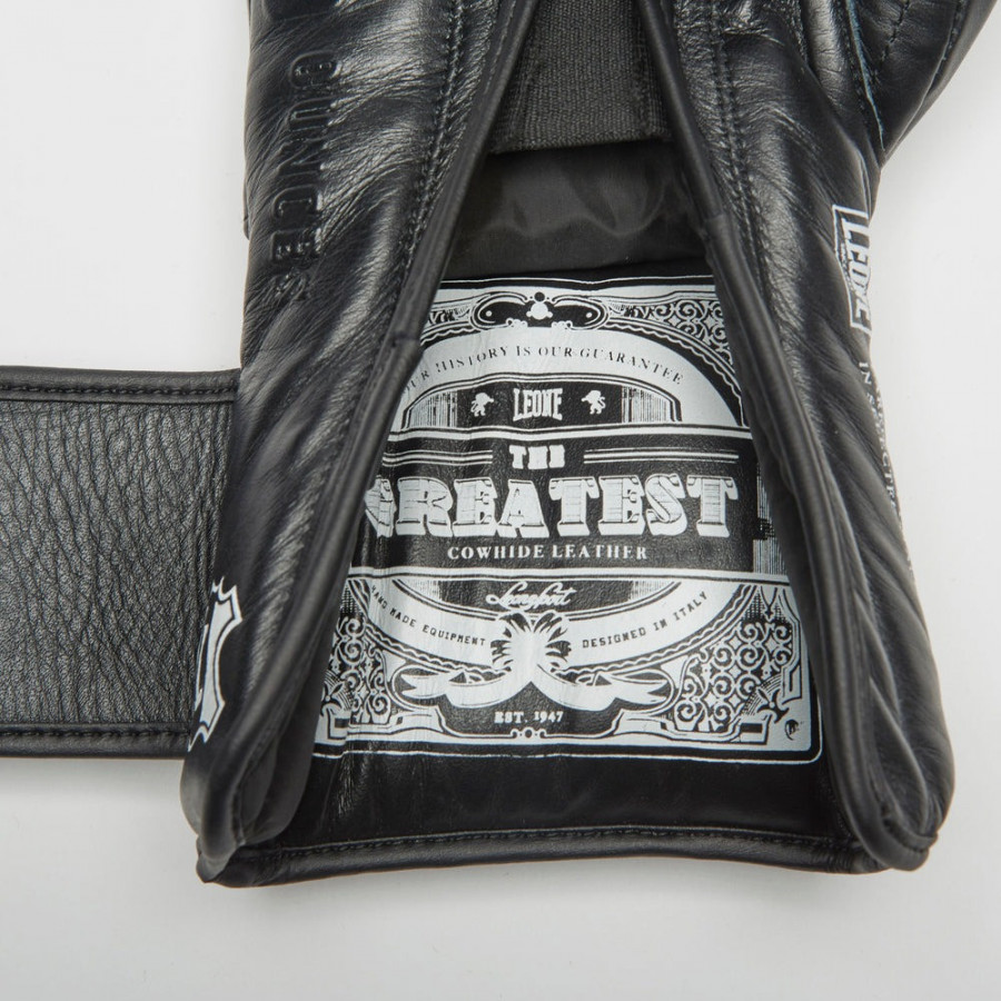 Боксерські рукавиці Leone GN111 THE GREATEST Black 12 унцій (бинти 4 м. в комплекті)