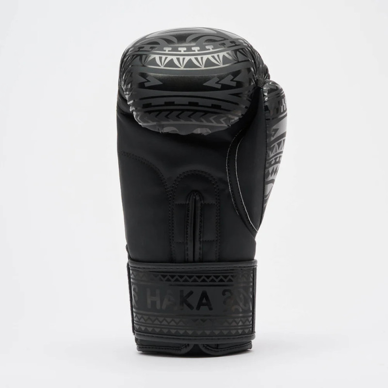 Боксерські рукавиці Leone GN329 HAKA Black 12 унцій