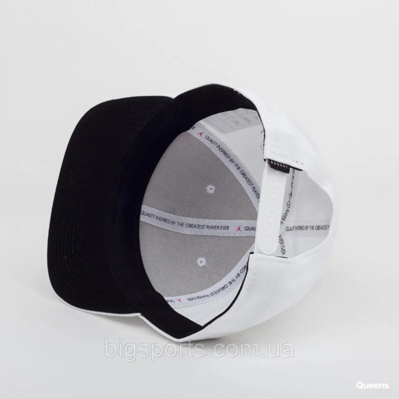 Кепка Nike JORDAN PRO JUMPMAN SNAPBACK білий, чорний Уні MISC