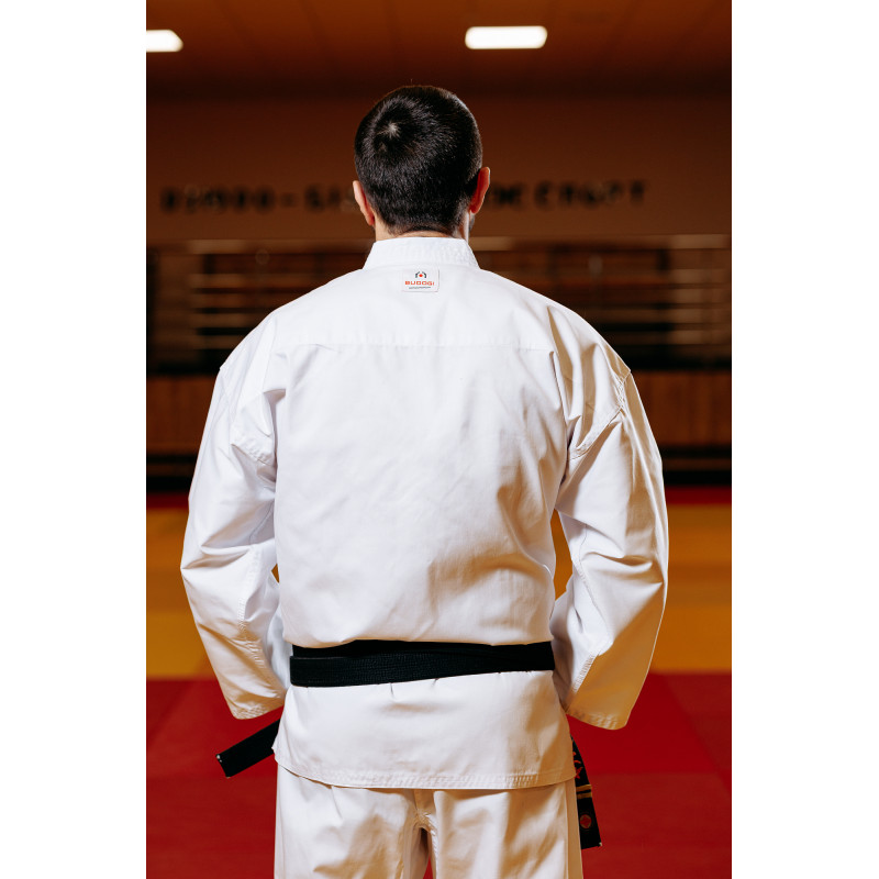 Біле кімоно для хлопців/чоловіків, карате, TM BUDOGI, зріст 160 см, щільність 240 гр/м.кв.