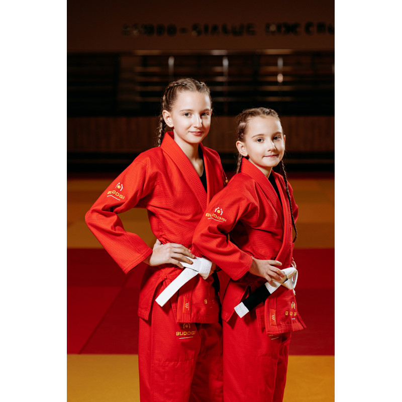 Красное детское кимоно для девочек, джиу-джитсу, TM BUDOGI, рост 150 см, плотность 350 гр/м.кв.
