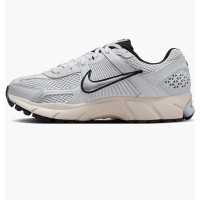 Кросівки жіночі Nike Wmns Zoom Vomero 5 White (FN6742-002)
