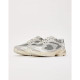 Кросівки чоловічі New Balance Grey Running Shoes Sneakers (ML725AA)