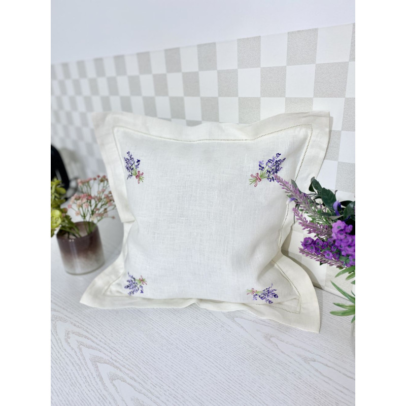 Наволочка декоративна з колекції "Вишивана Лаванда" LVV14