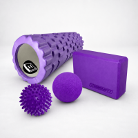 Набор для йоги: Массажный ролик (валик) EasyFit Grid Roller Mini, длина 30 см, диаметр 10 см + Блок для йоги EasyFit EVA 23х15,5 + Массажный мячик EasyFit TPR 6 см + Массажный мячик EasyFit PVC 9 см жесткий