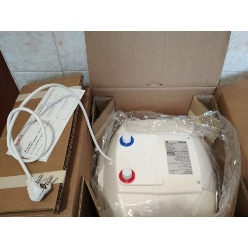 Водонагрівач Bosch Tronic 2000 T ES 015 T